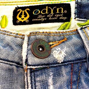 Odyn RARE CUT CAPRI 50 style look denim with artistic lining
